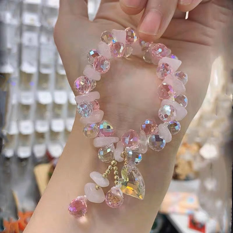 Fashion Love Crystal Bracelet for Women in Cold Style